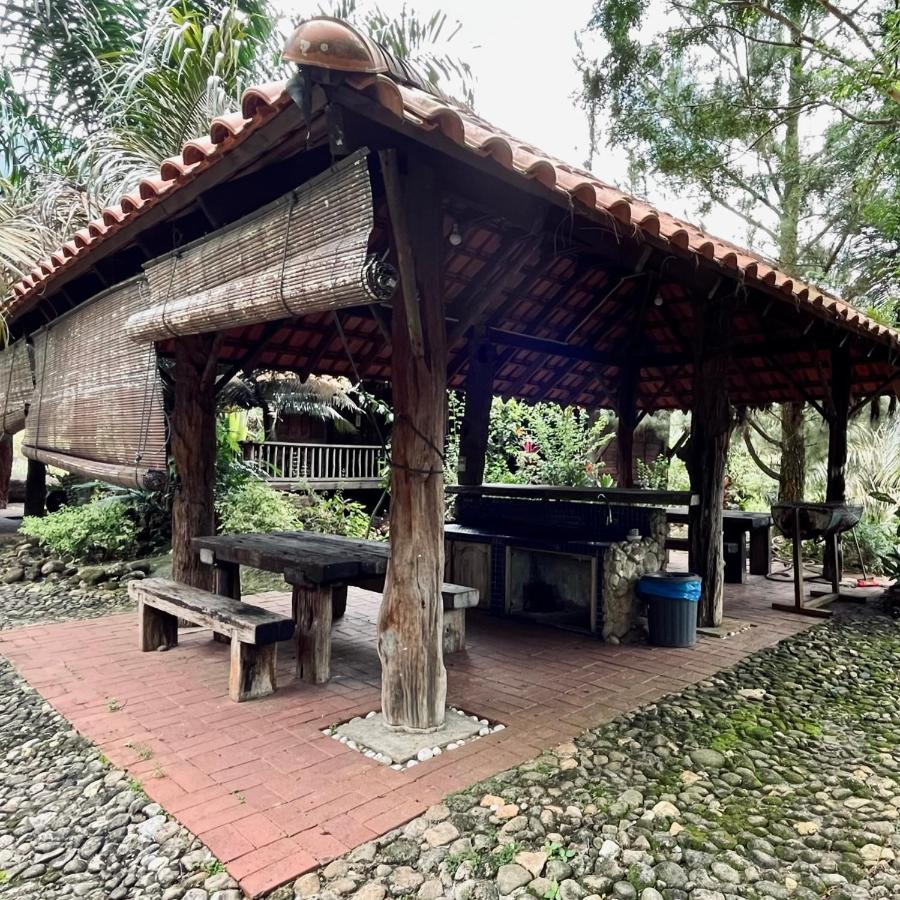 Sahom Valley Resort - Agro & Eco Park Kampar Buitenkant foto